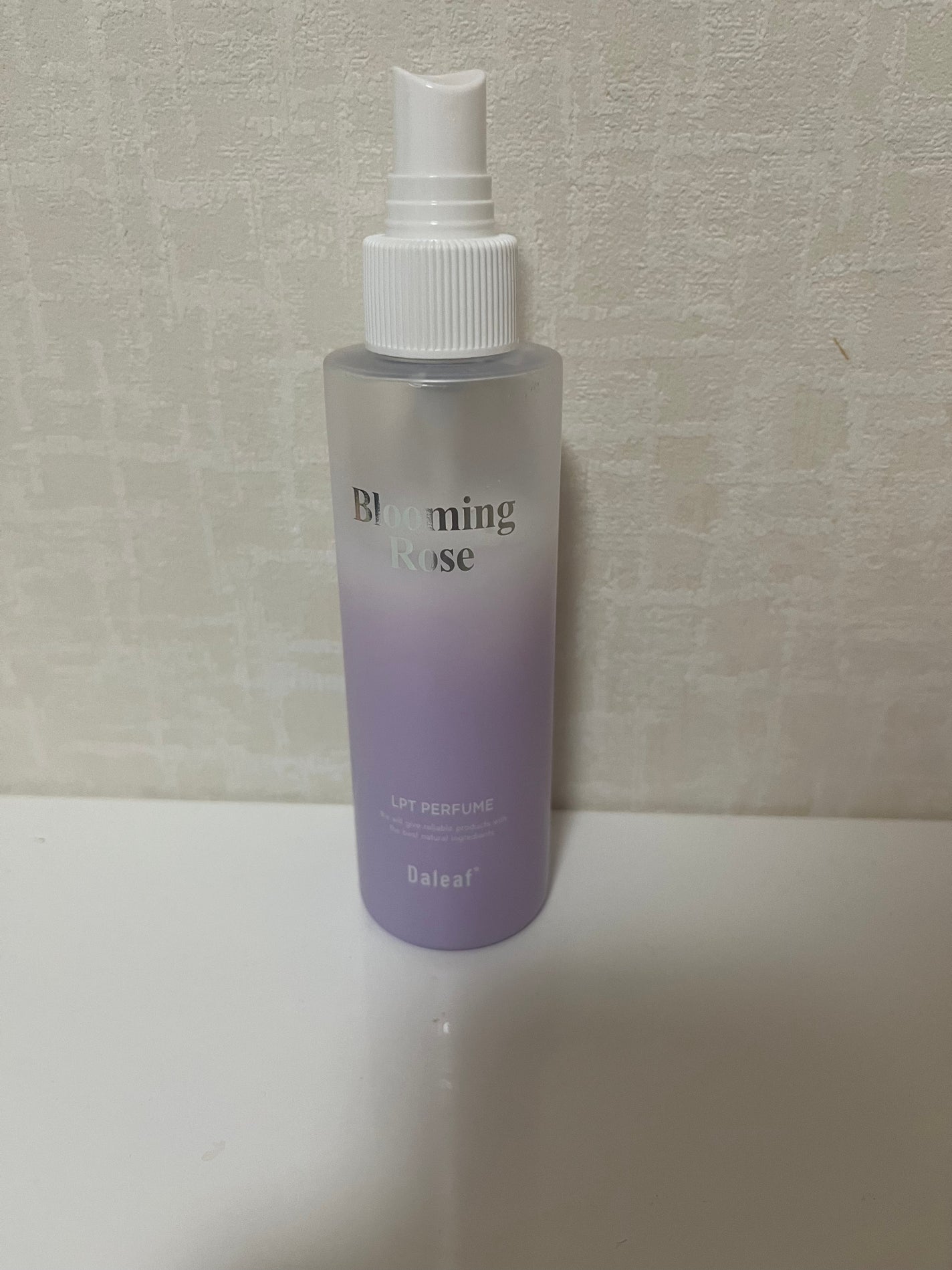 パフュームヘアパックインミスト Pink Breeze/Daleaf/アウトバストリートメントを使ったクチコミ(1枚目)