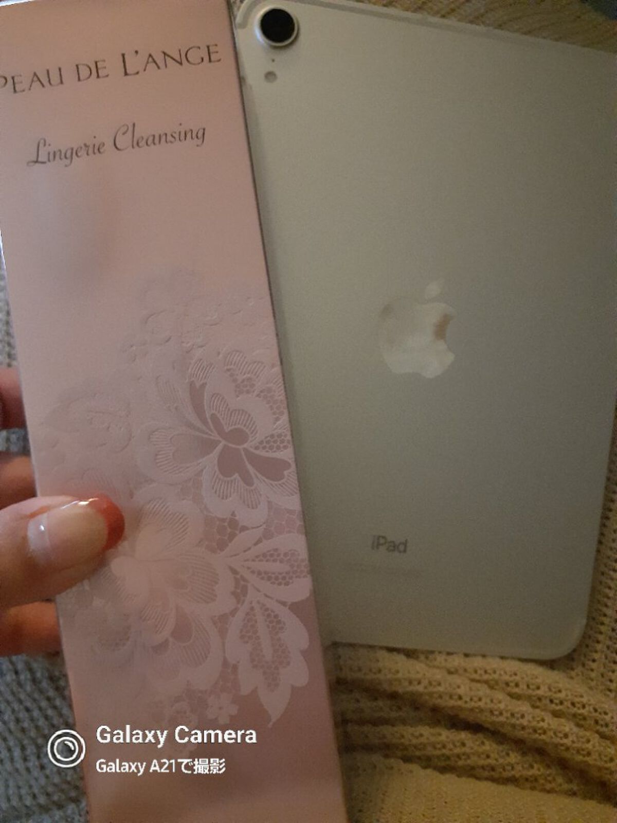  #桜コスメ2023 

ポー·ド·ランジェ  ランジェリークレンジング

●品名   洗濯用合成洗剤
●用途    毛、絹、アセテート、綿、麻、レーヨン、合成繊維用
●中性
●界面活性剤
●300ml
●使用量の目安  水5Lに対して10