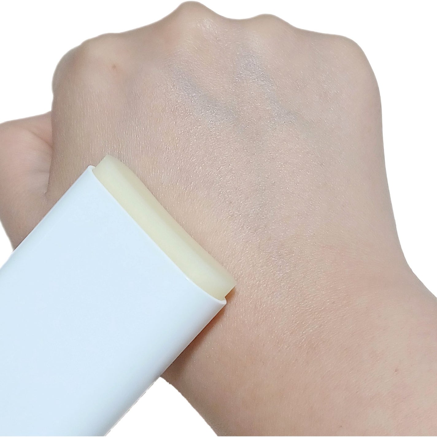 エネキシア エアリーサンスティック/RAWQUEST/日焼け止めスティックを使ったクチコミ(4枚目)