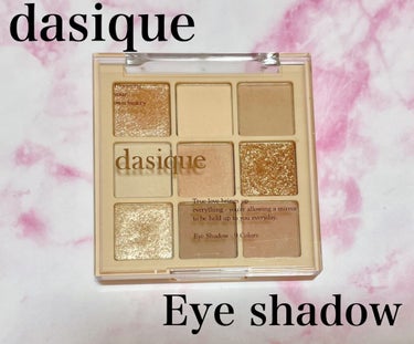 

【dasique】

シャドウパレット
 #03 Nude Potion

どこまでもナチュラルなアイメイク用のアイシャドウが欲しくて購入

期待通りとてもシンプルで綺麗な仕上がりで買ってよかったと