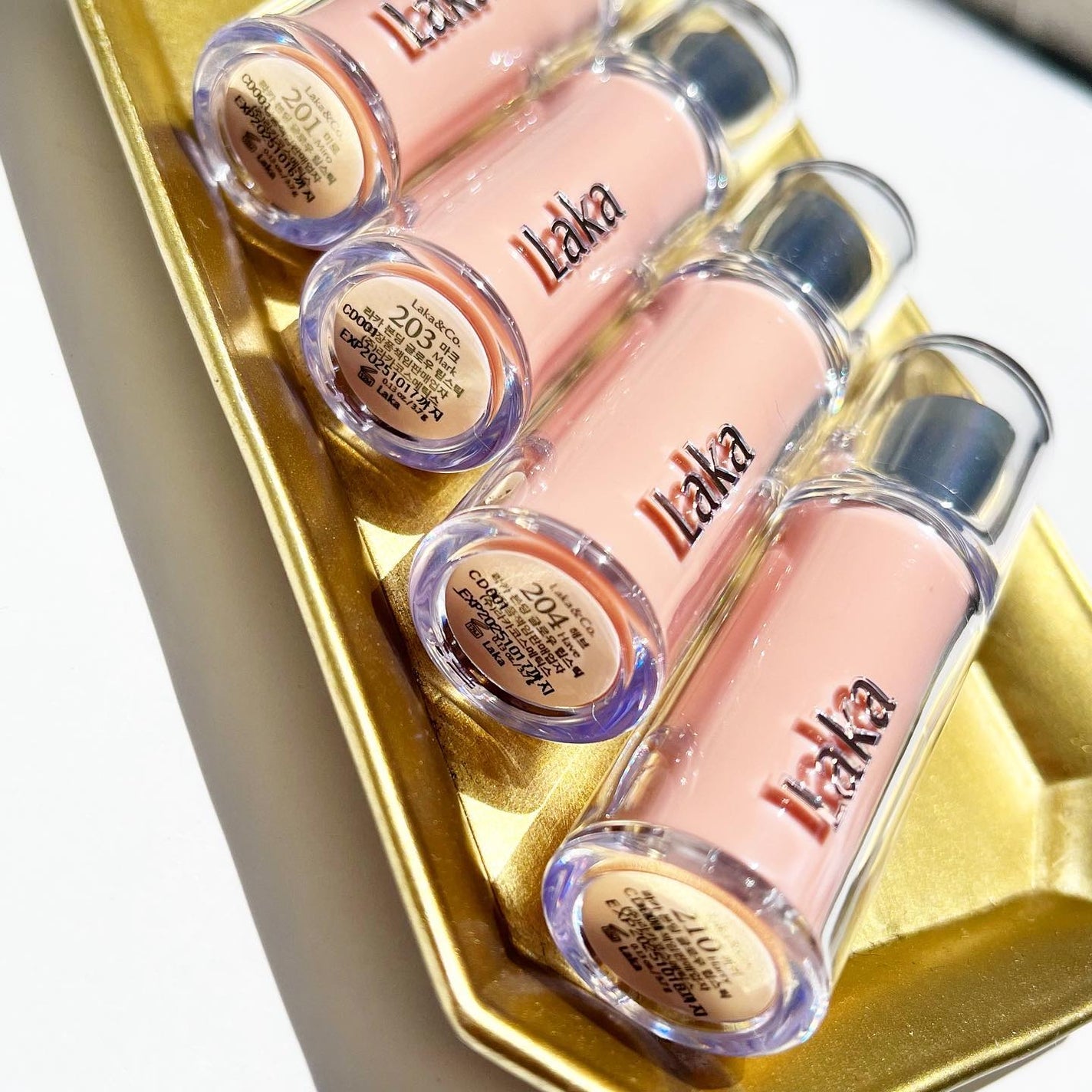 ボンディンググロウリップスティック/Laka/口紅を使ったクチコミ(2枚目)