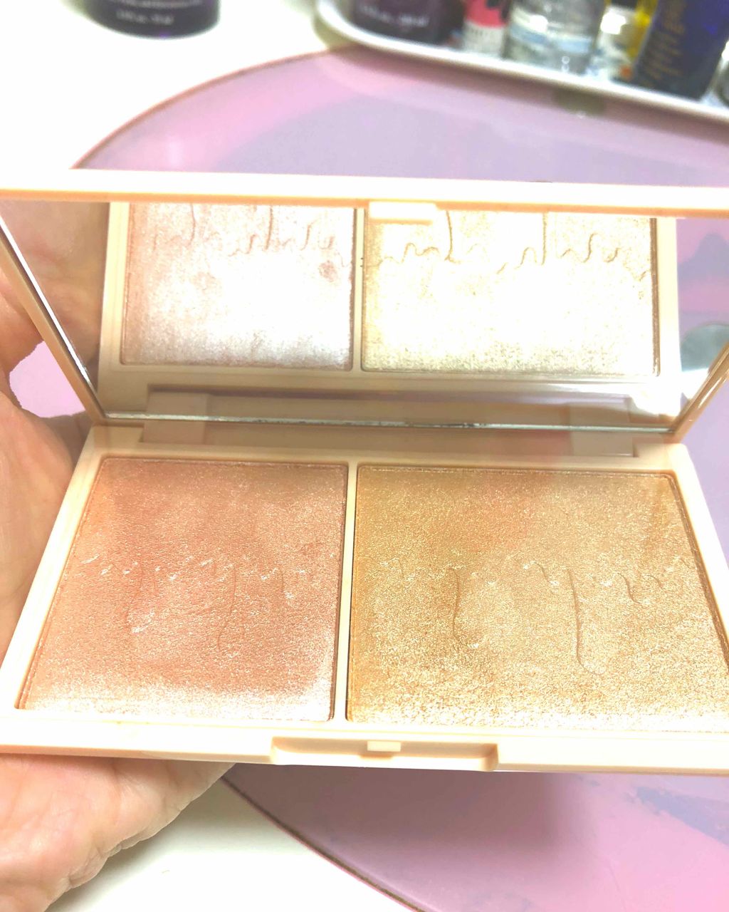 ミニチョコレート ハイライター/MAKEUP REVOLUTION/パウダーハイライトを使ったクチコミ(2枚目)