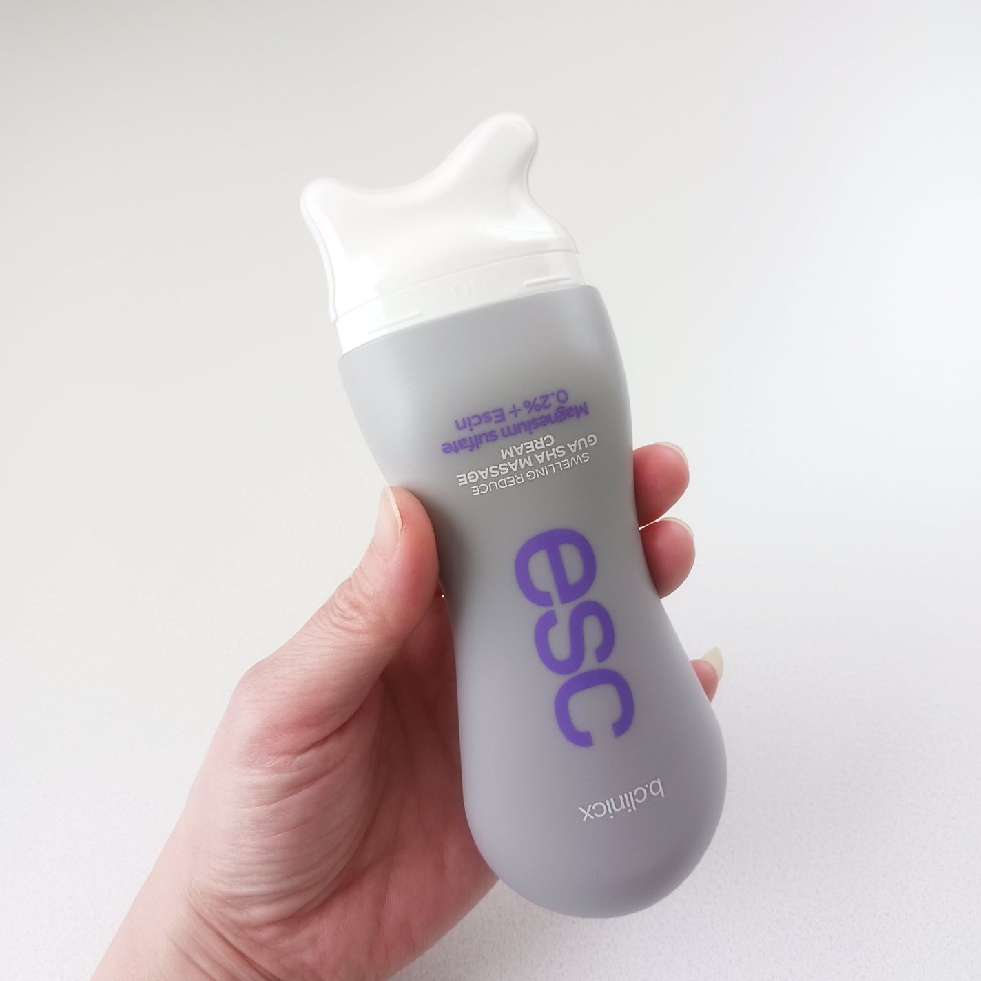 マグネシウムプラスエスシン ボディー かっさ マッサージ クリーム/b.clinicx/ボディクリームを使ったクチコミ(2枚目)