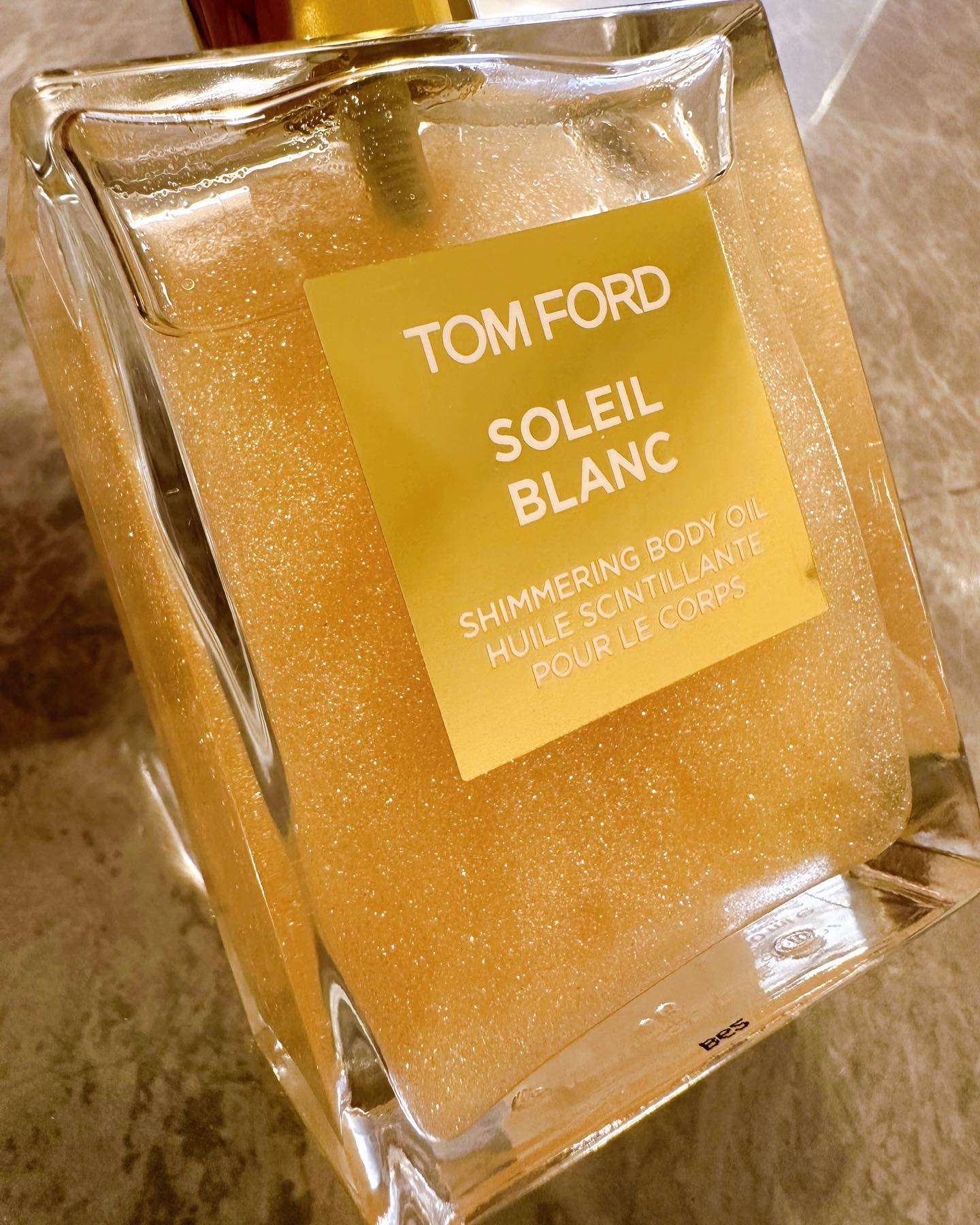 試してみた】ソレイユ ブラン シマリング ボディ オイル TOM FORD