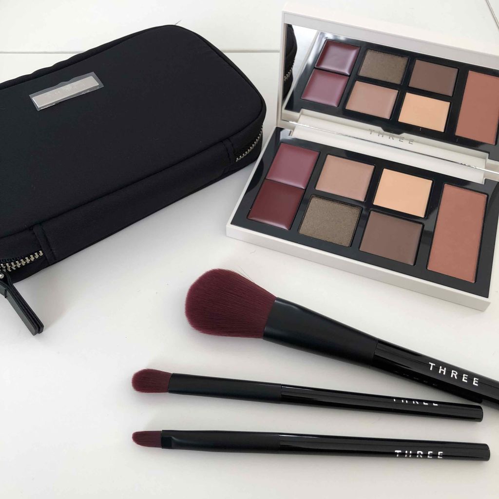 セレブレーションリベレーションパレット/THREE/メイクアップキットを使ったクチコミ(1枚目)