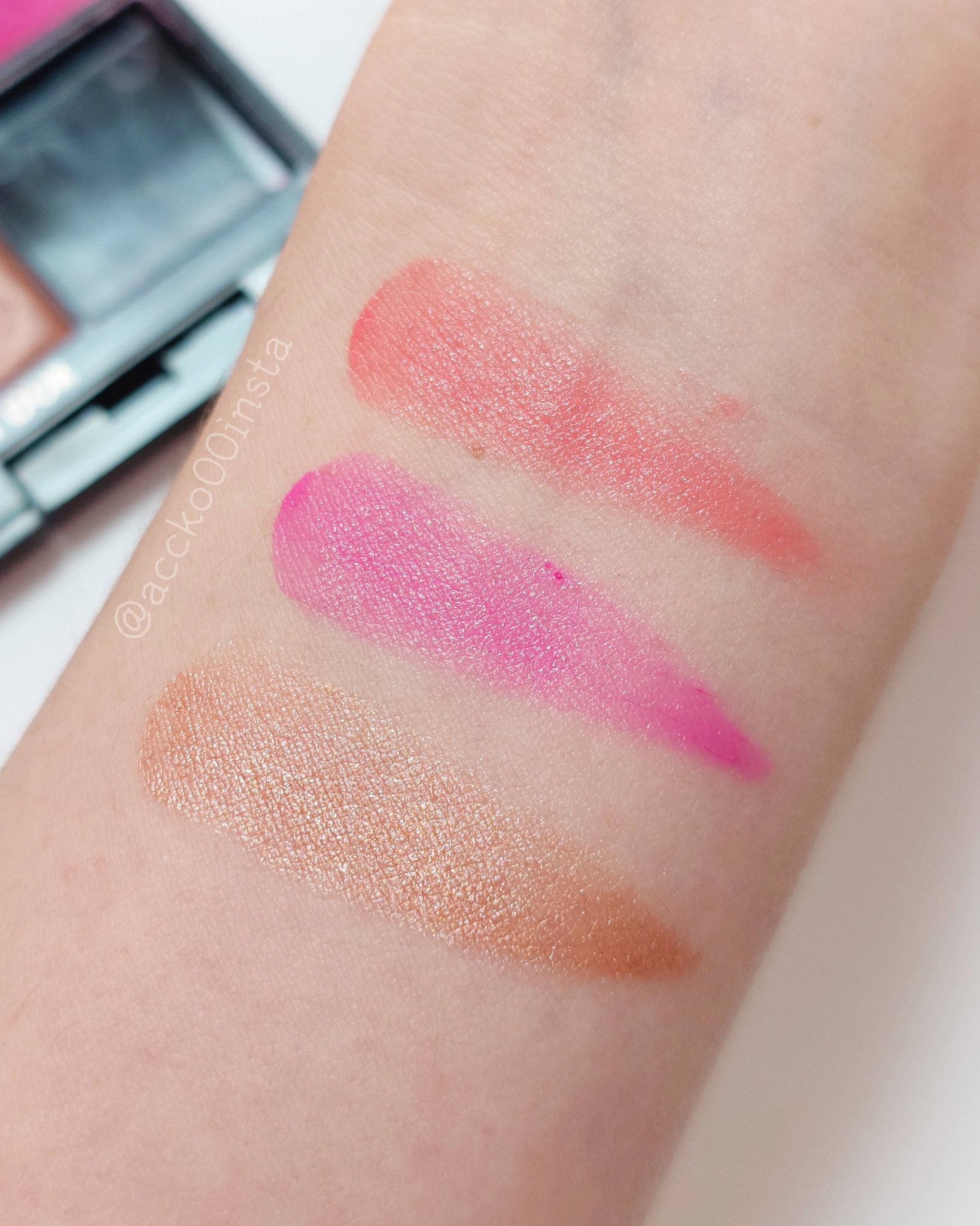 マルチデザイニングパレット/コフレドール/ジェル・クリームアイシャドウを使ったクチコミ（3枚目）