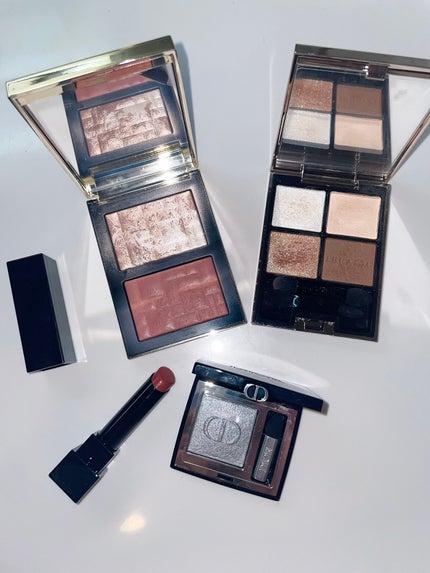 ハイライティング パウダー デュオ(LOVES RADIANCE COLLECTION)/BOBBI BROWN/パウダーハイライトを使ったクチコミ(2枚目)