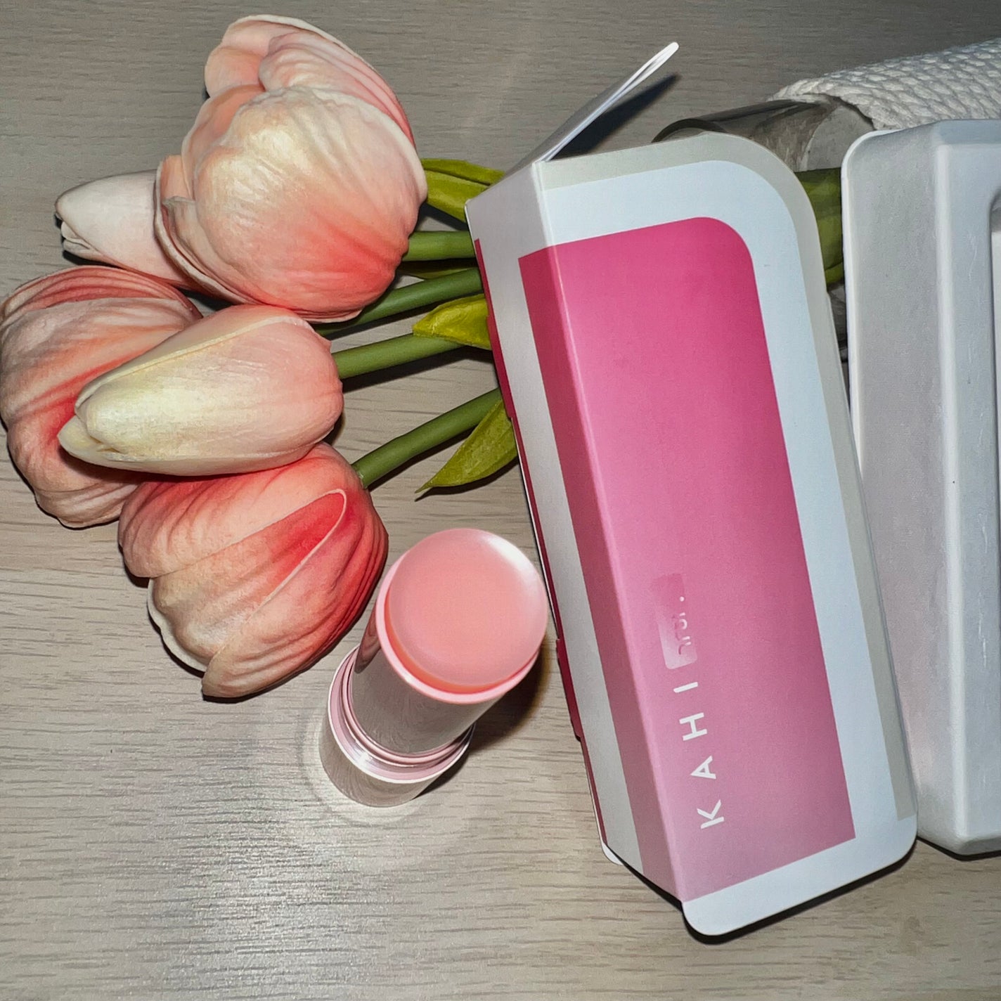 マルチバームセット 新ver(本品+リフィル)/KAHI/メイクアップを使ったクチコミ(3枚目)