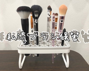 UR GLAM　EYESHADOW BRUSH A/U R GLAM/メイクブラシを使ったクチコミ（1枚目）