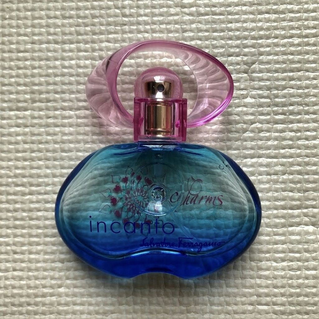 インカント チャーム オーデトワレ スプレー/サルヴァトーレ フェラガモ/香水(レディース)を使ったクチコミ（2枚目）