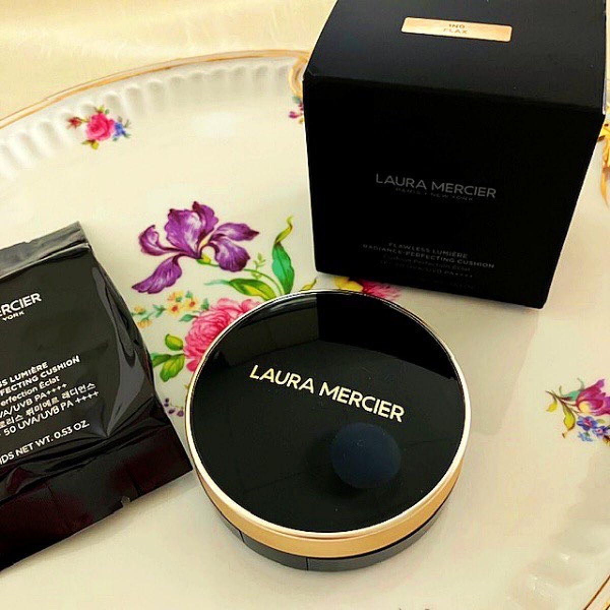 フローレス ルミエール ラディアンス パーフェクティング クッション/ローラ メルシエ/クッションファンデーションを使ったクチコミ(1枚目)
