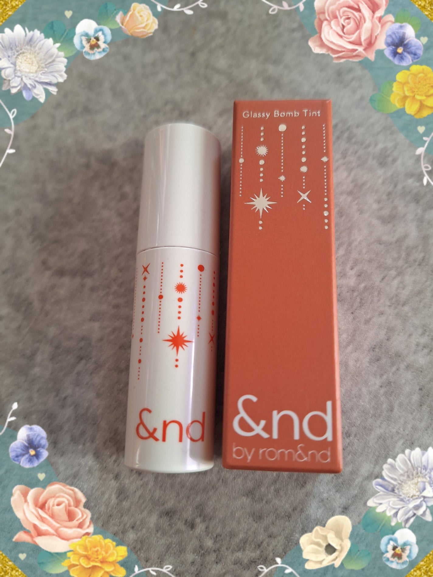 アンドバイロムアンド グラッシーボムティント/&nd by rom&nd/リップティントを使ったクチコミ(1枚目)