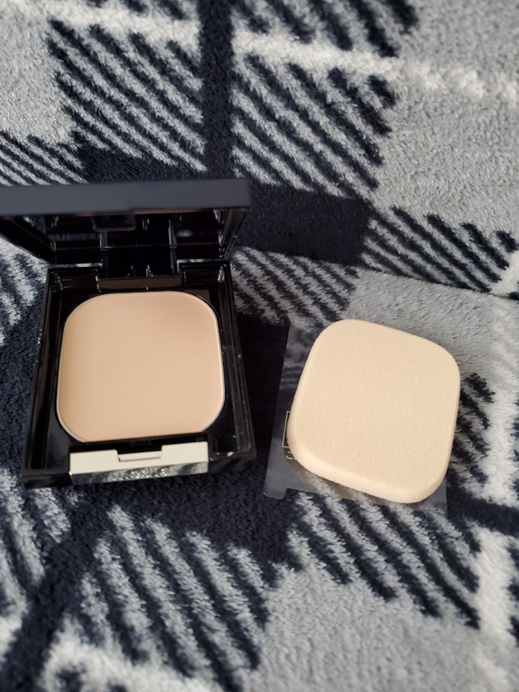 モイストフィットパクトEX/media/パウダーファンデーションを使ったクチコミ（2枚目）