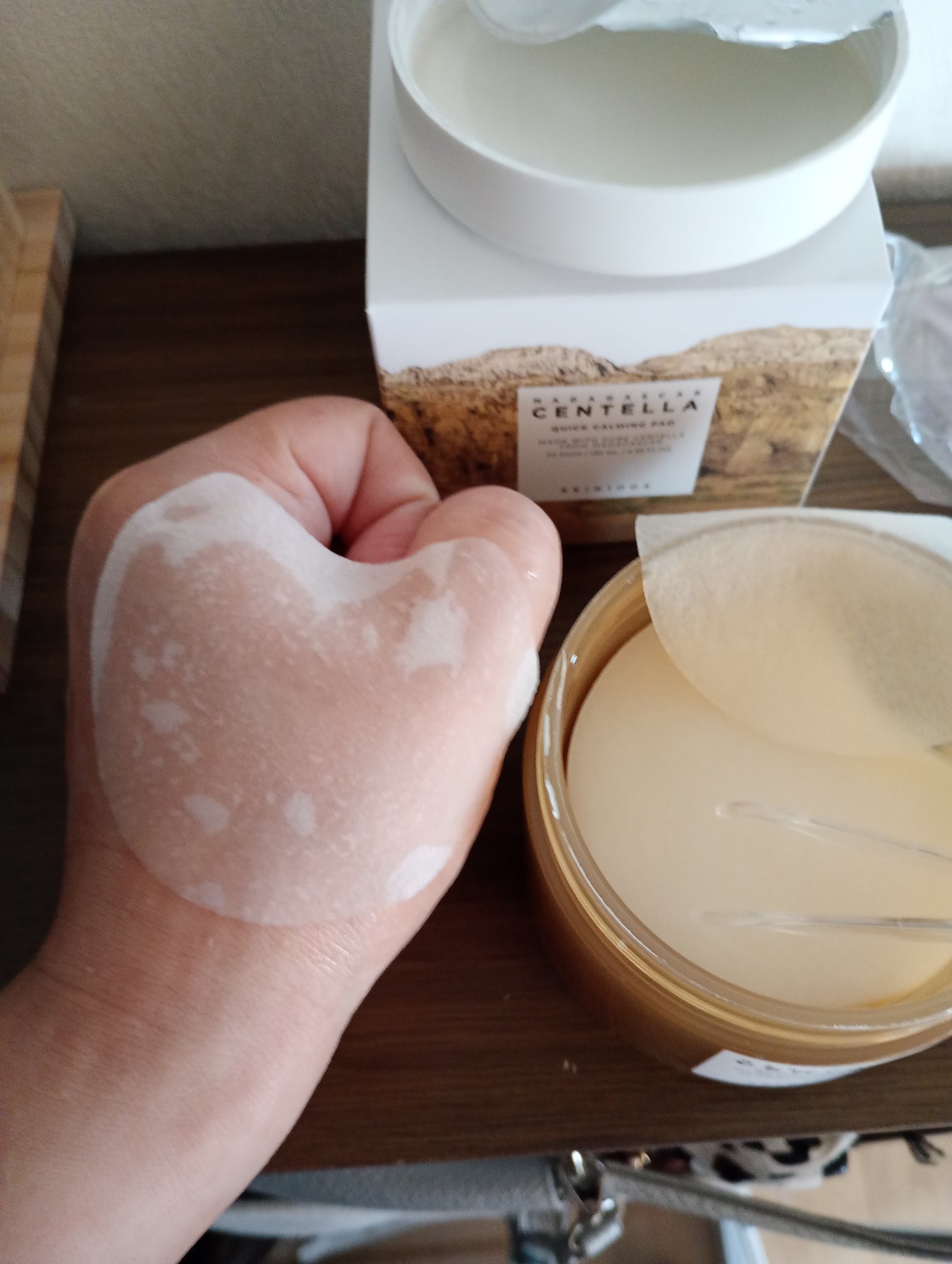 センテラ クイックカーミングパッド/SKIN1004/トナーパッドを使ったクチコミ（2枚目）