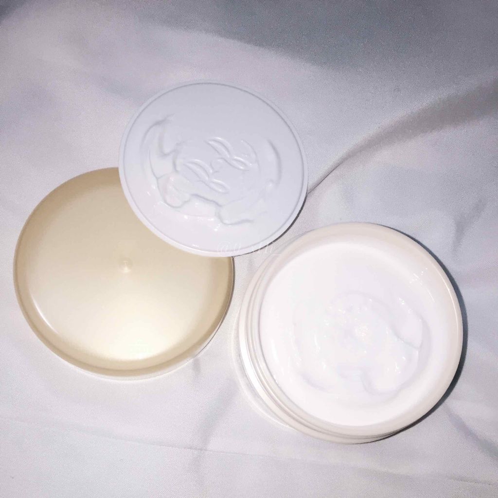 エクストラケア 高保湿クリーム/ジョンソンボディケア/ボディクリームを使ったクチコミ（2枚目）