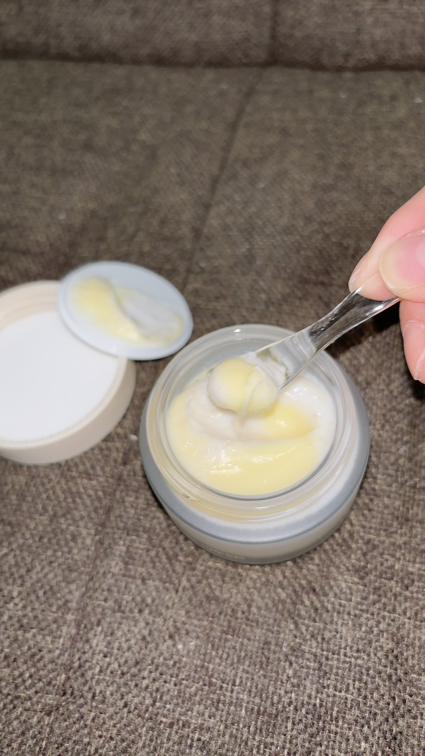 WHIPPED ホイップドユジャモンヴィーガンビタスフレクリームのクチコミ「こちらユジャモンヴィーガンビタスフレクリームは、くすんでしまって弾力の感じられないようなお肌に.....」（1枚目）