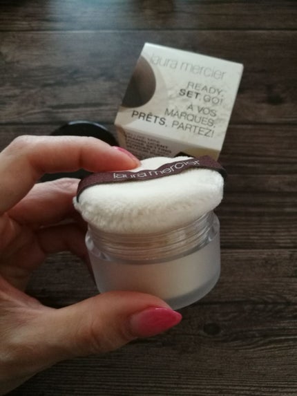 ルースセッティングパウダー トランスルーセント/ローラ メルシエ/ルースパウダーを使ったクチコミ(3枚目)