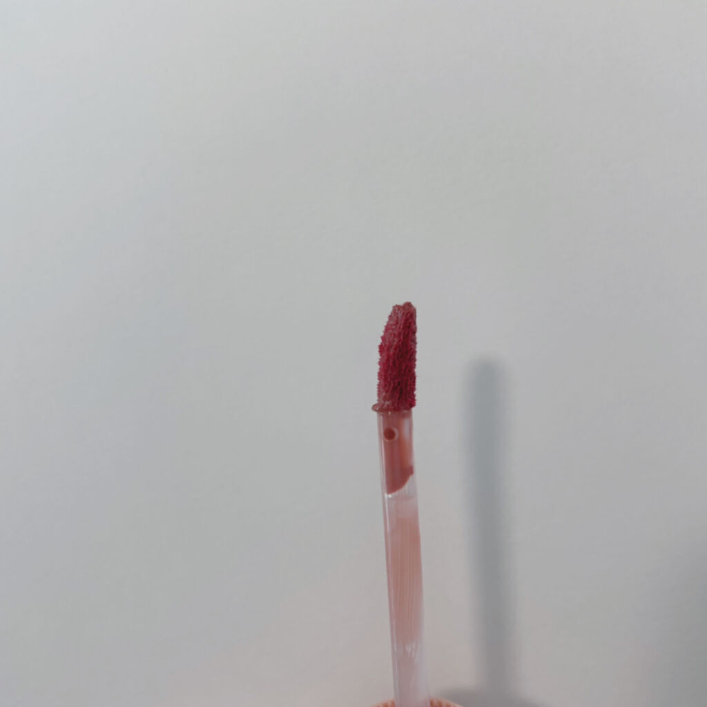 ジューシーラスティングティント/rom&nd/リップティントを使ったクチコミ（3枚目）