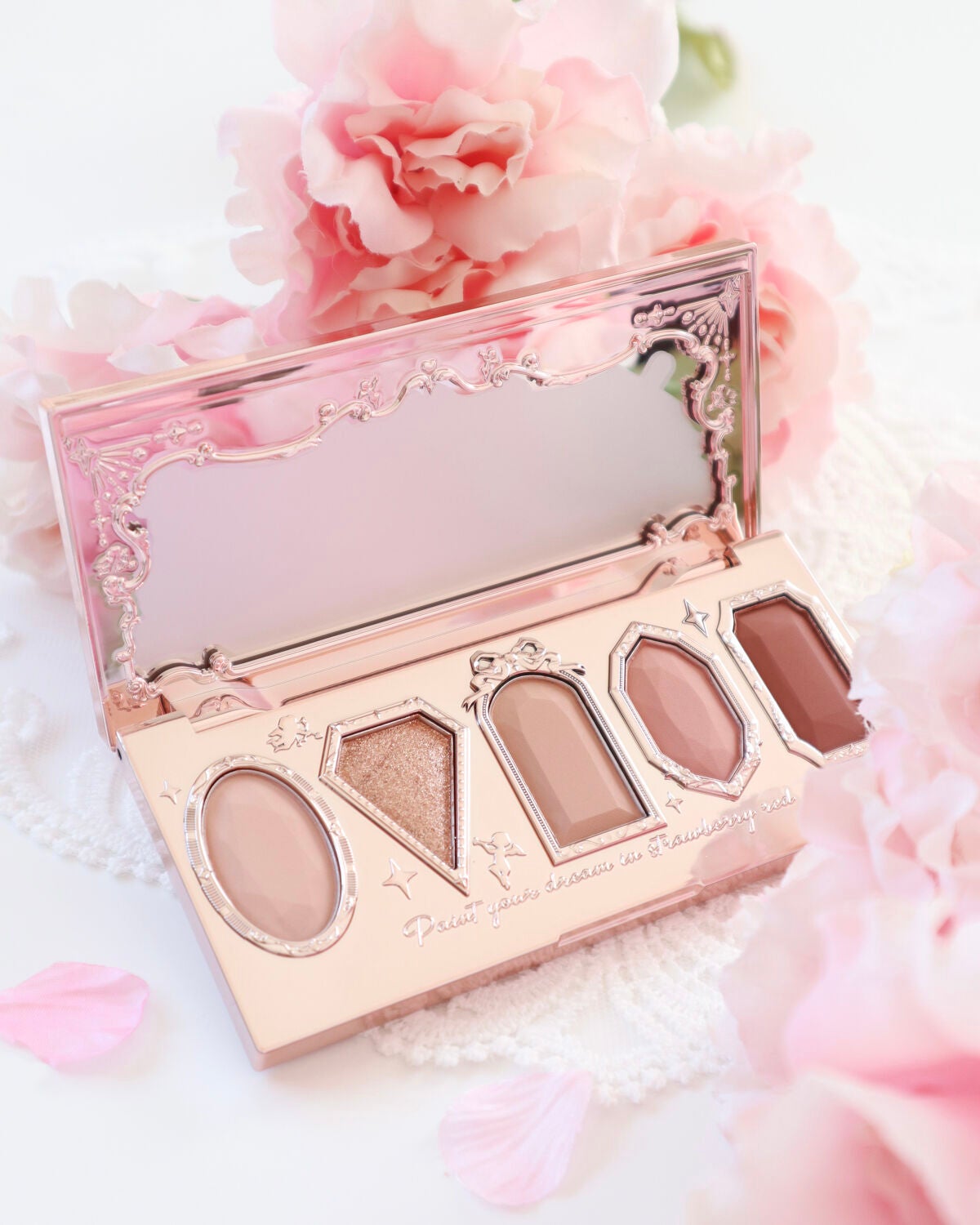 ストロベリーロココ アイシャドウパレット/FlowerKnows/アイシャドウパレットを使ったクチコミ(3枚目)