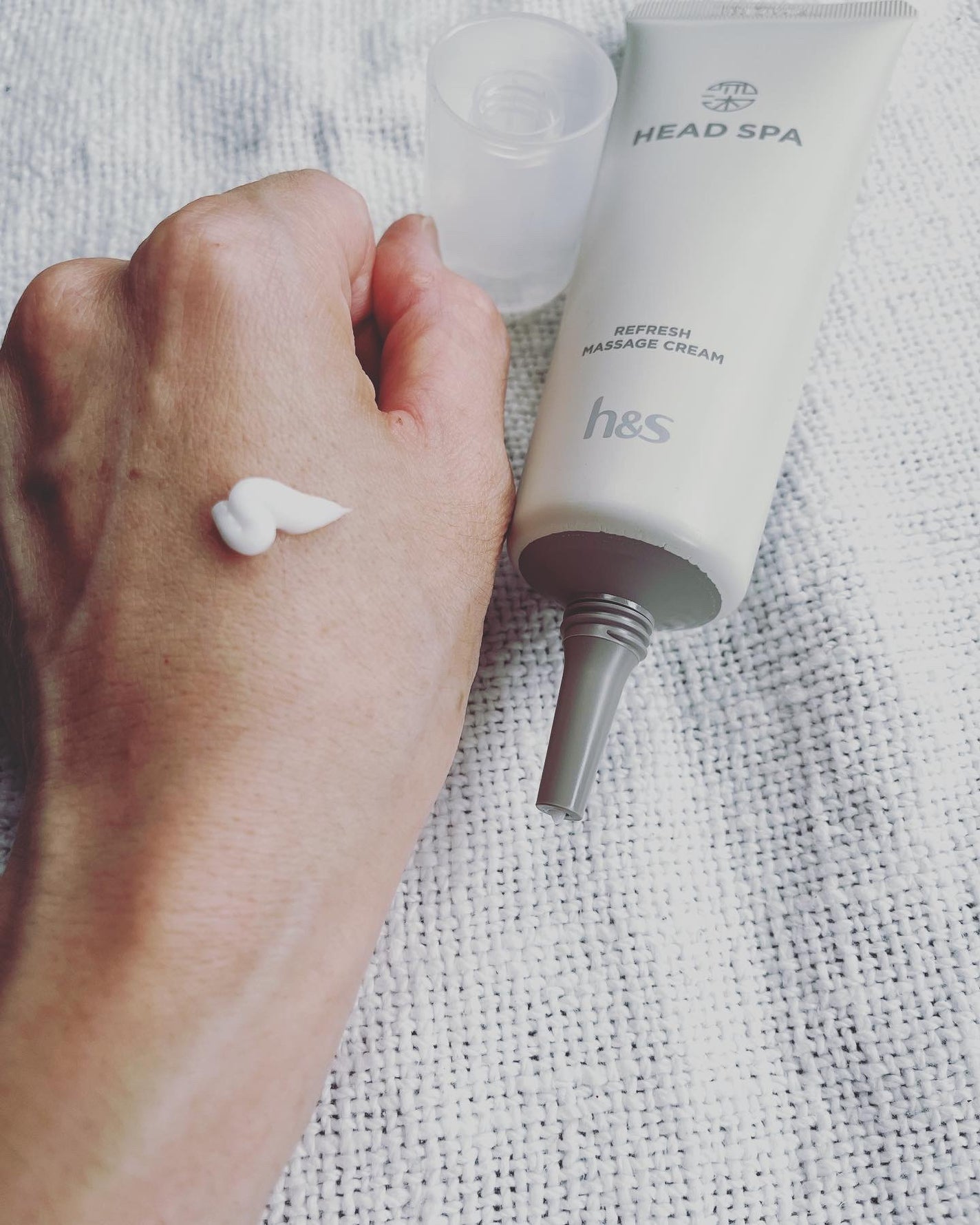 リフレッシュ マッサージクリーム/h&s/洗い流すヘアトリートメントを使ったクチコミ(1枚目)