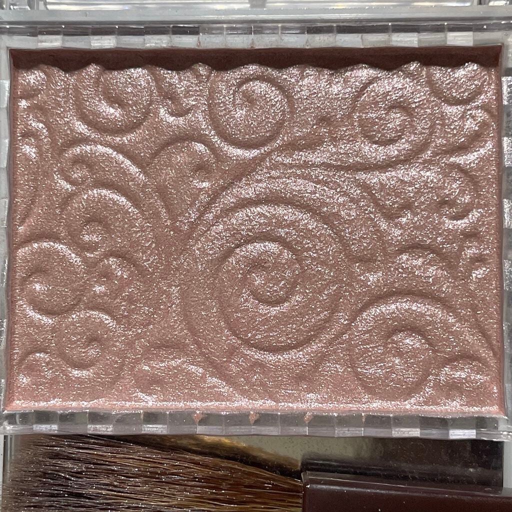 パールグロウハイライト/CEZANNE/パウダーハイライトを使ったクチコミ(2枚目)