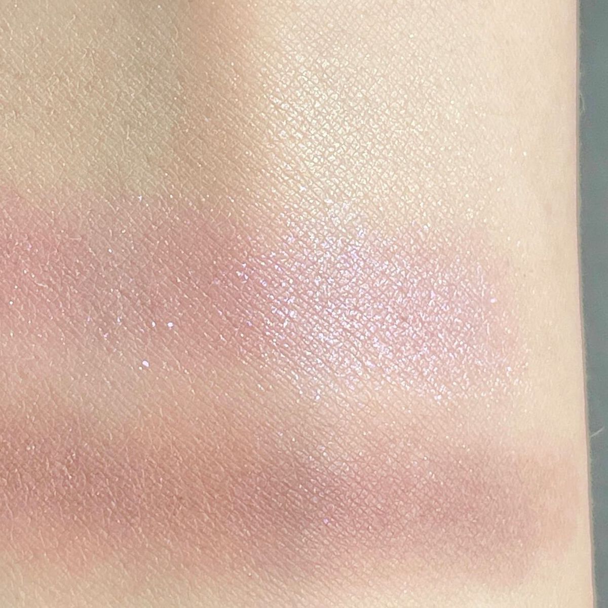 パールプレシャスオーラ アイカラーパレット/ミキモト コスメティックス/アイシャドウパレットを使ったクチコミ(2枚目)