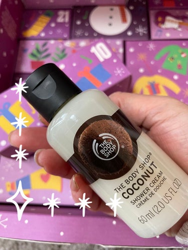 THE BODY SHOP
アドベントカレンダー
No.10

シャワークリーム シア
ココナッツ🥥

ココナッツの香りのボディシャンプー🥥

すべすべなりそうですよね😍の画像 その2