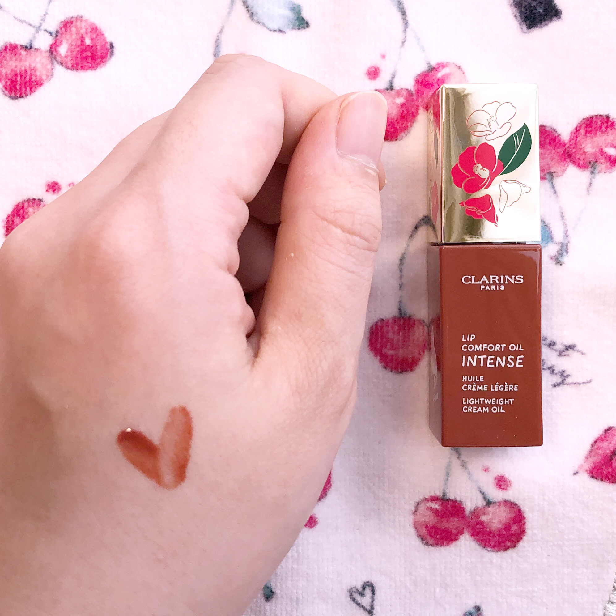 コンフォート リップオイル インテンス 10 ディープカメリア/CLARINS/リップグロスを使ったクチコミ（2枚目）