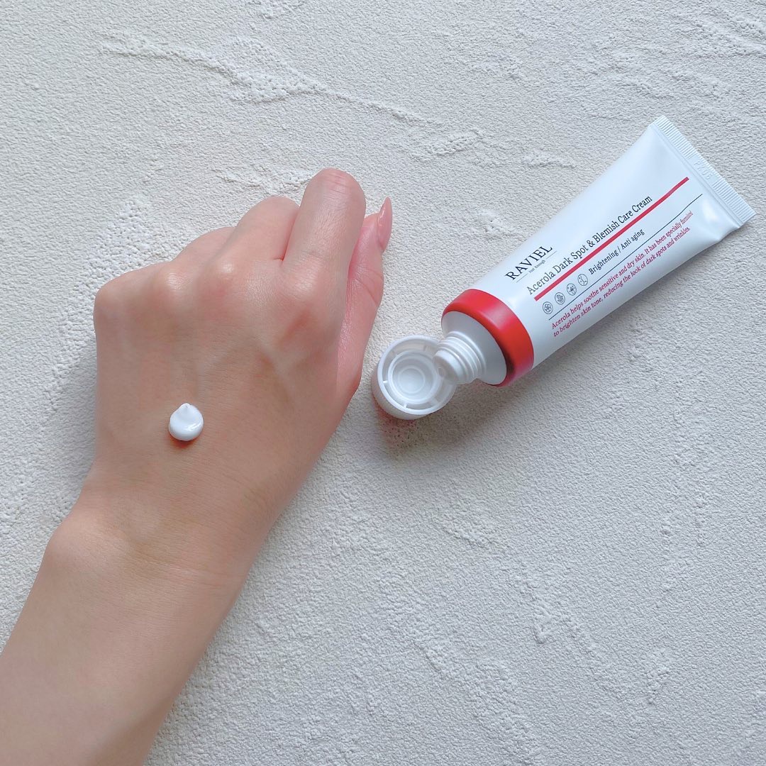 アセロラダークスポット&ブレミッシュ ケア クリーム/RAVIEL/フェイスクリームを使ったクチコミ（3枚目）