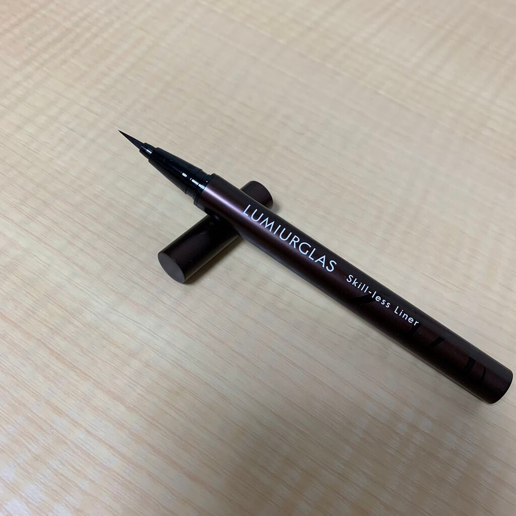 スキルレスライナー/LUMIURGLAS/リキッドアイライナーを使ったクチコミ(4枚目)