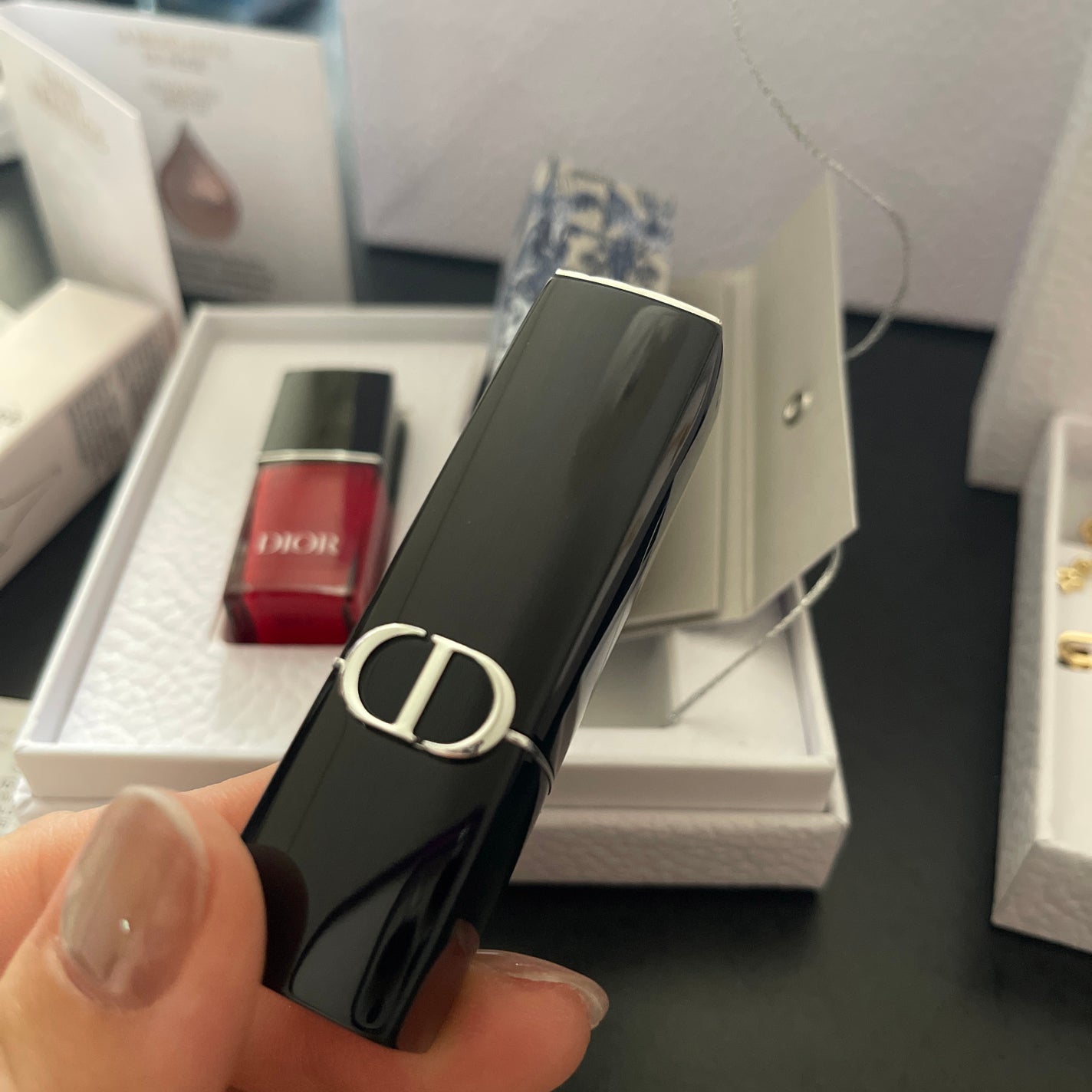 38 on LIPS 「Diorクリスタル会員ウェルカムギフトチャームがついた携帯スト..」(2枚目)