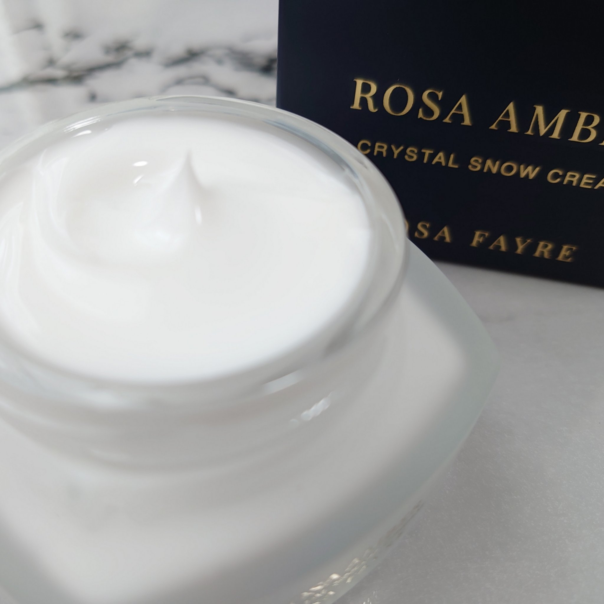 ロサ アンバー クリスタル スノー クリーム/ROSA FAYRE/フェイスクリームを使ったクチコミ（2枚目）