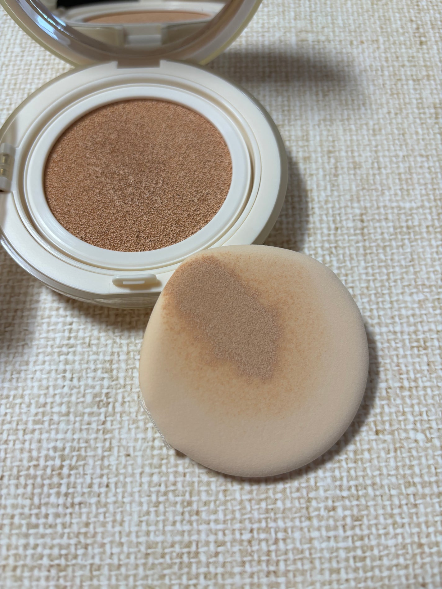 フィー クッションエッグフィットカバー/fwee/クッションファンデーションを使ったクチコミ(1枚目)