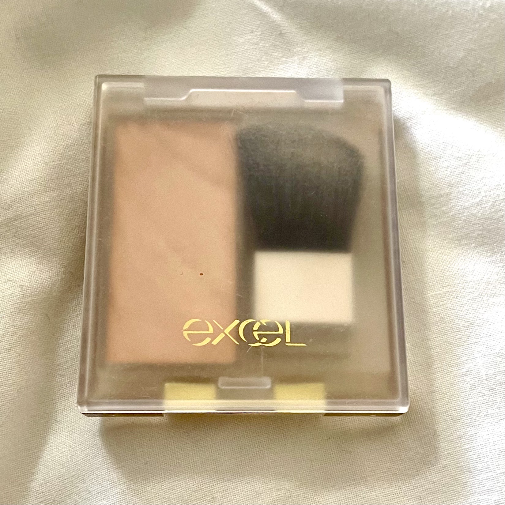 ドレープド シマーグロウ DS02 ベージュグロウ/excel/パウダーハイライトを使ったクチコミ（2枚目）