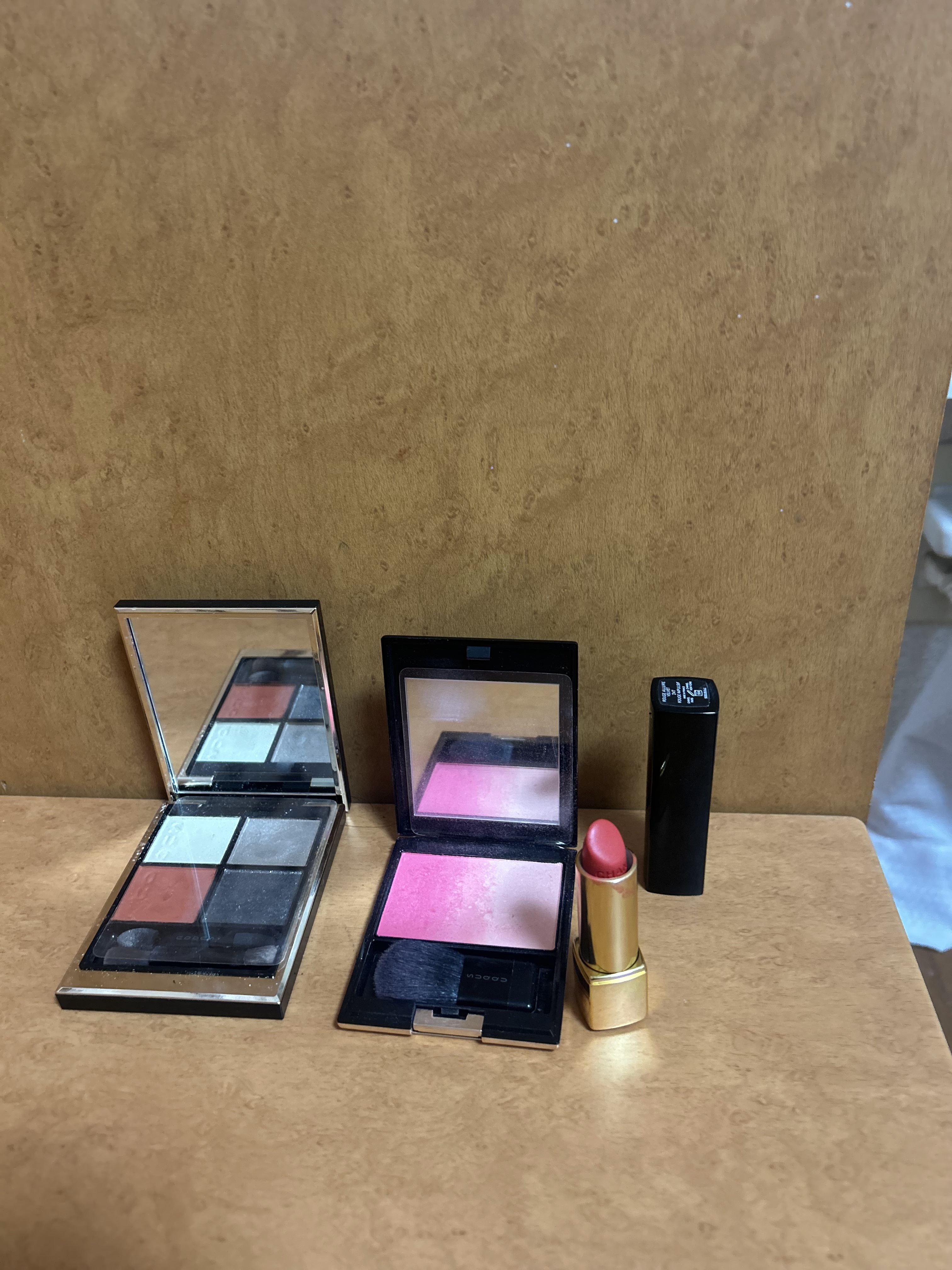 ルージュ アリュール ヴェルヴェット/CHANEL/口紅を使ったクチコミ（1枚目）