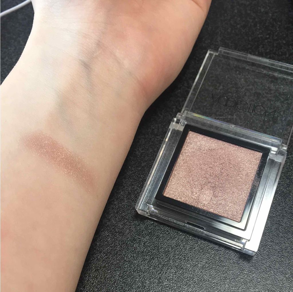 アディクション ザ アイシャドウ/ADDICTION/単色アイシャドウを使ったクチコミ(2枚目)