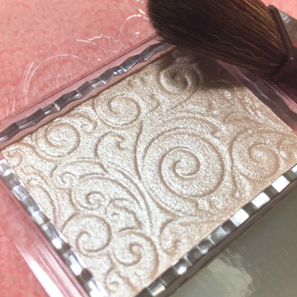 パールグロウハイライト/CEZANNE/パウダーハイライトを使ったクチコミ(2枚目)