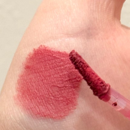 リップシルエットマットベルベットティント/i’m meme/リップティントを使ったクチコミ(2枚目)