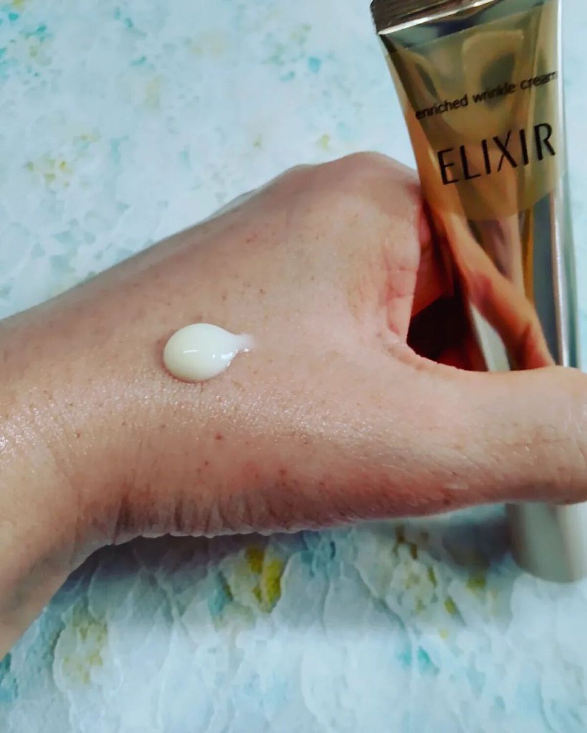 エリクシール シュペリエル エンリッチド リンクルクリーム/エリクシール/アイケア・アイクリームを使ったクチコミ（2枚目）