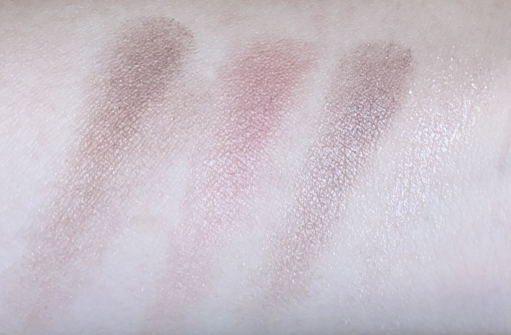 シグニチャー カラー アイズ/SUQQU/アイシャドウパレットを使ったクチコミ（2枚目）