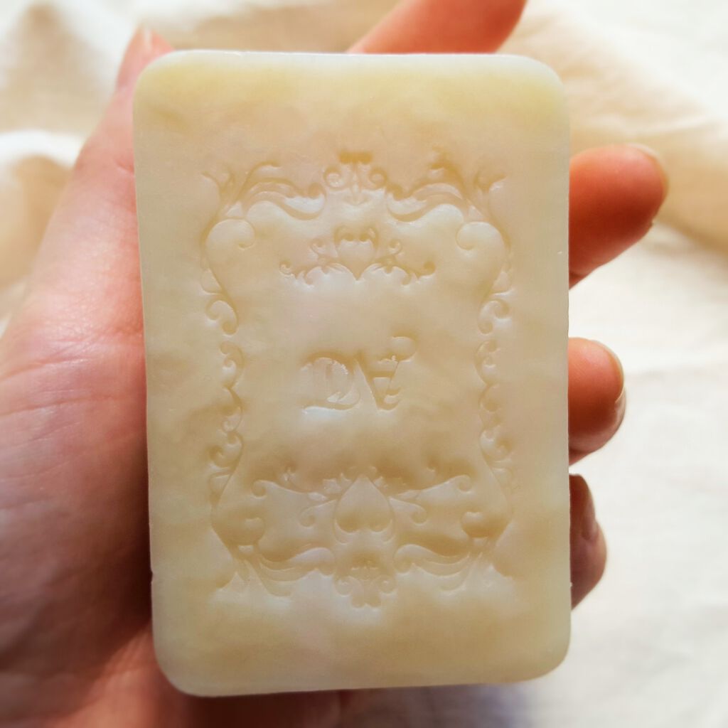 薔薇はちみつ石鹸/麗凍化粧品/洗顔石鹸を使ったクチコミ(3枚目)