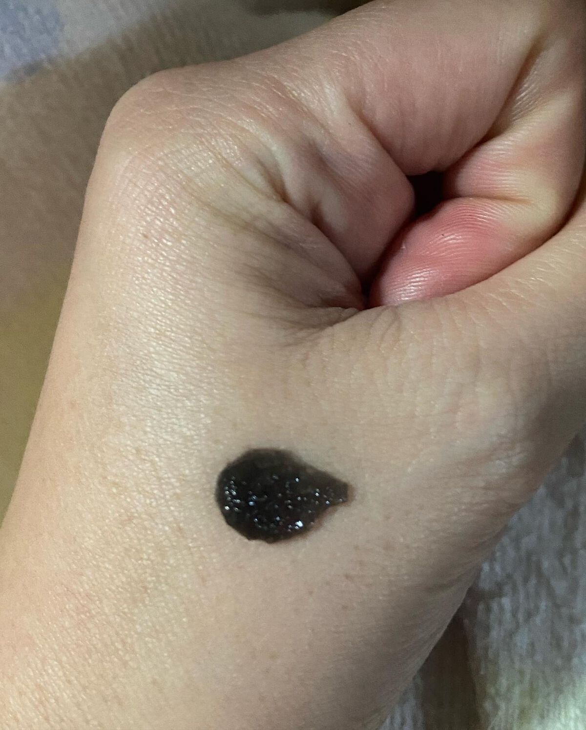 BLACK JELLY WASH（ブラックジェリーウォッシュ）/PLUEST/その他洗顔料を使ったクチコミ（3枚目）