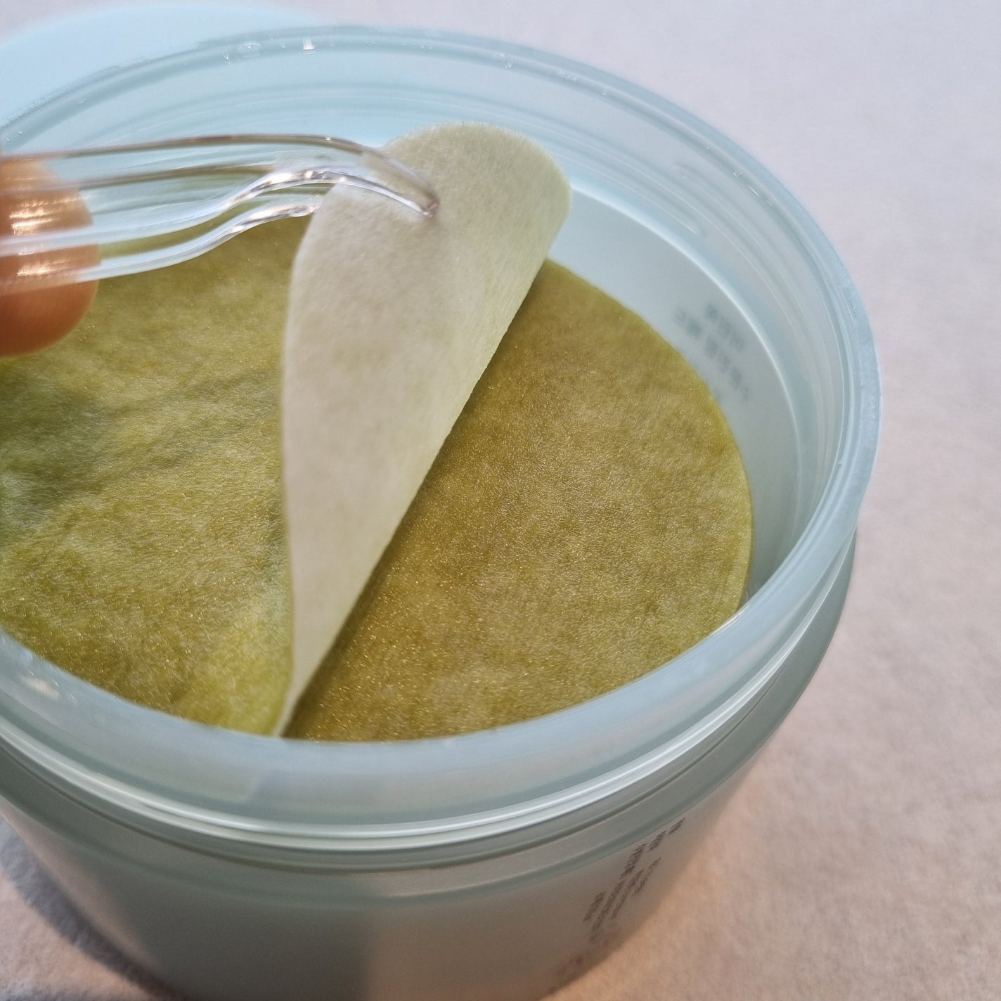 ピュアアルテミシアカーミングパッド/HANYUL(ハンユル)/トナーパッドを使ったクチコミ(5枚目)