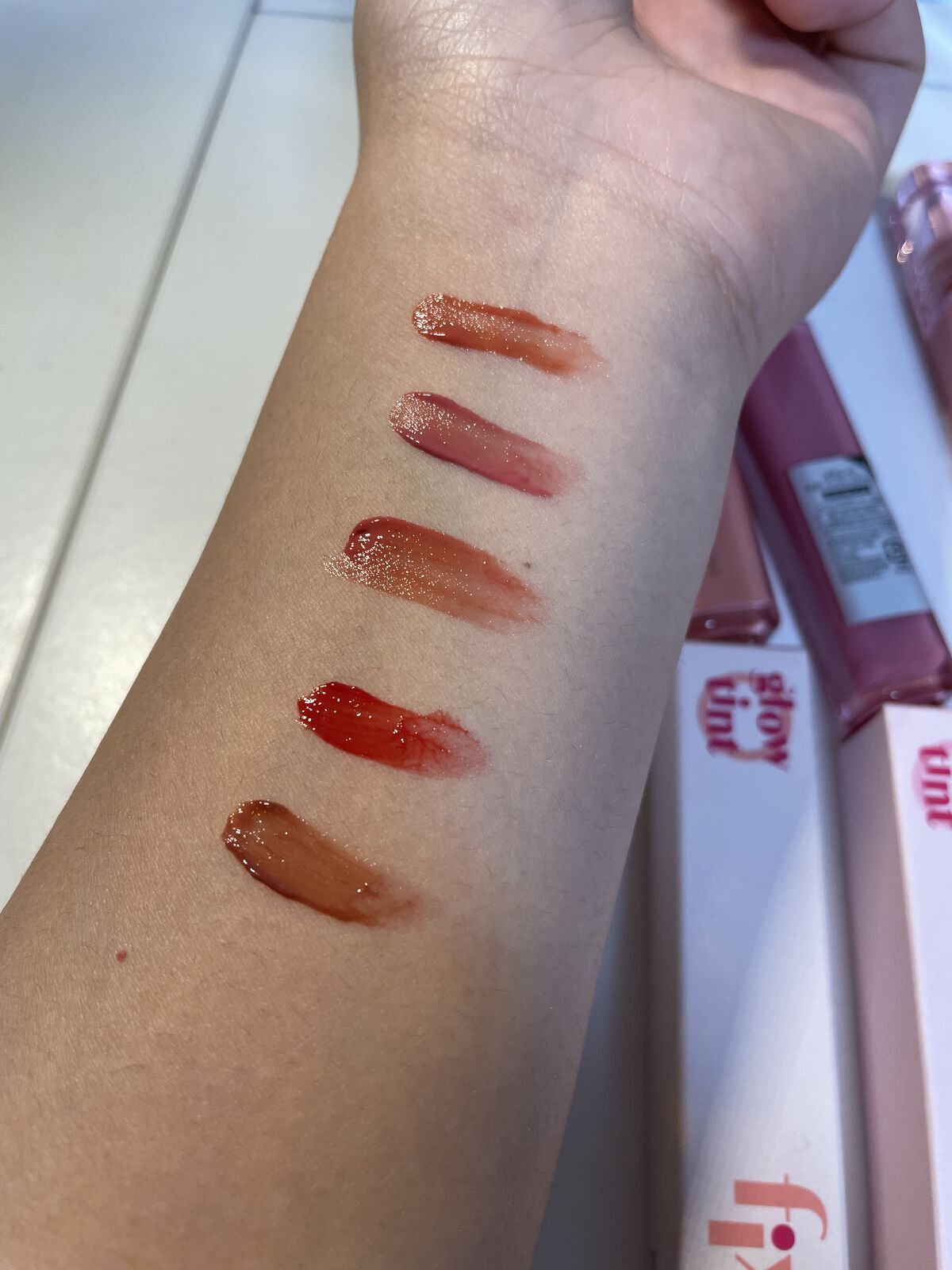 グロウ フィクシングティント/ETUDE/リップティントを使ったクチコミ（2枚目）
