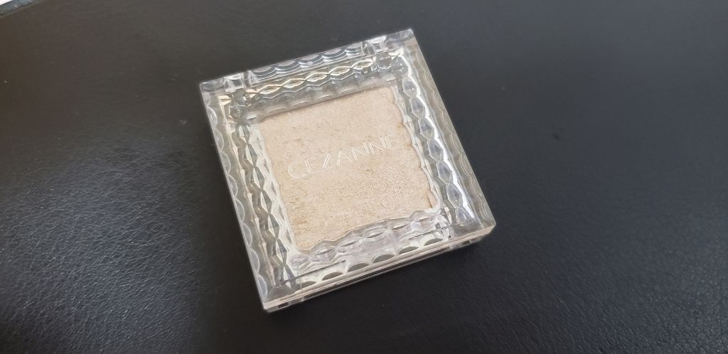 シングルカラーアイシャドウ/CEZANNE/単色アイシャドウを使ったクチコミ(2枚目)
