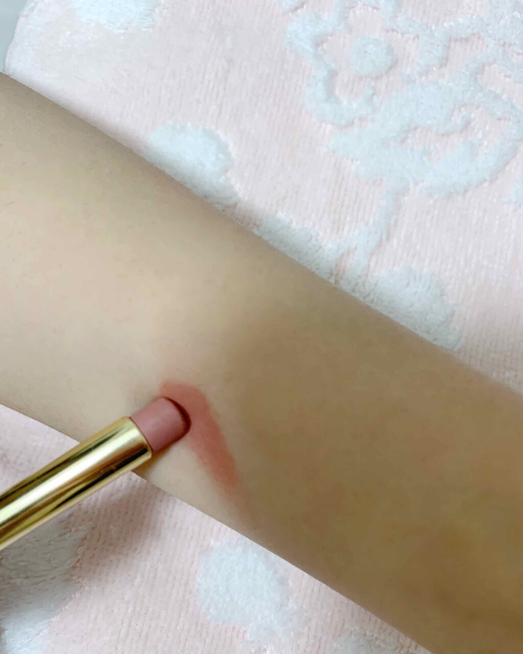 スマッジ ブラー リップスティック Vintage Filter Edition/innisfree/口紅を使ったクチコミ（3枚目）