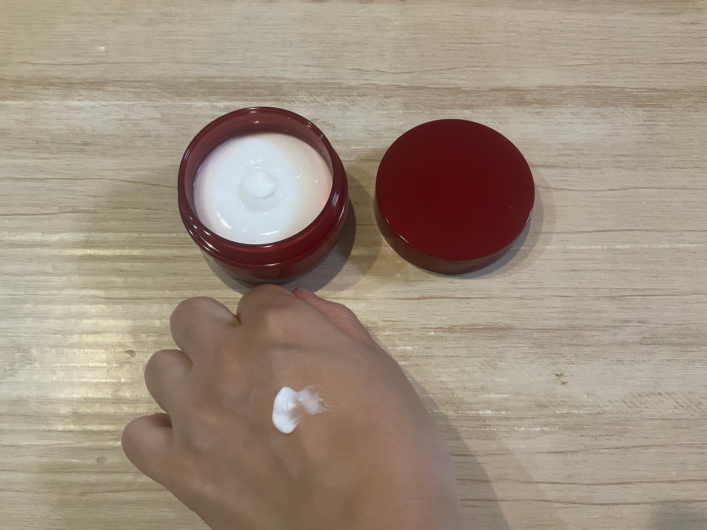 ピュア ナチュラル プレミアム リフティング クリームエッセンス【医薬部外品】/pdc/フェイスクリームを使ったクチコミ(1枚目)