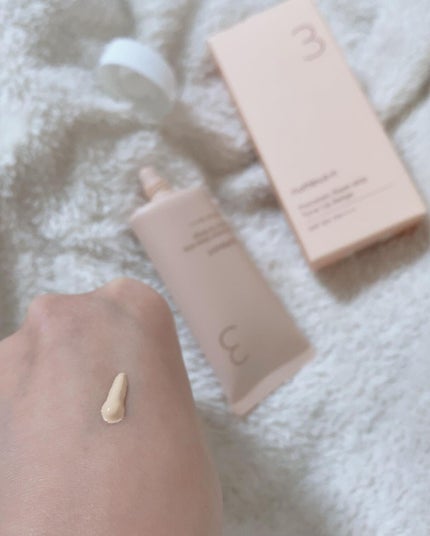 3番 ノーファンデ陶器肌トーンアップクリーム/numbuzin/化粧下地を使ったクチコミ(4枚目)