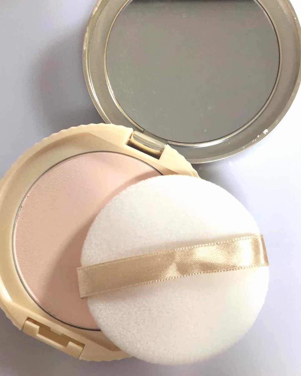 【旧品】マシュマロフィニッシュパウダー/キャンメイク/プレストパウダーを使ったクチコミ(2枚目)