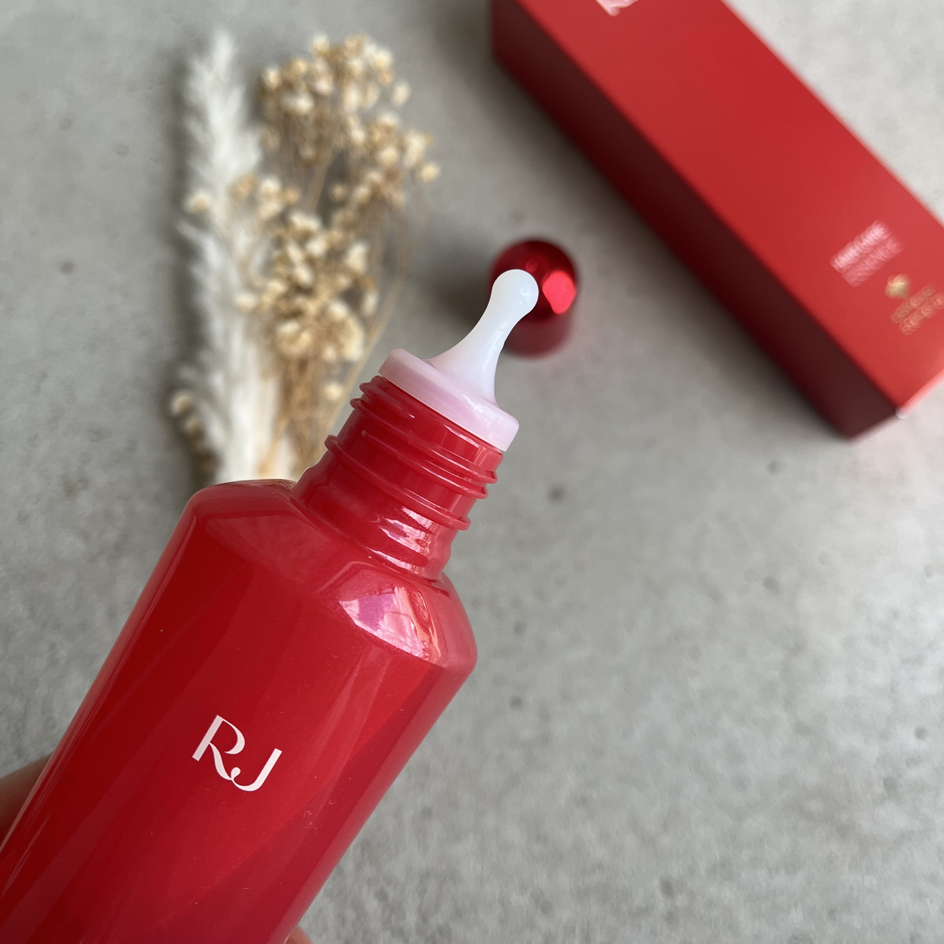 薬用 RJ地肌ケア エッセンス /アピセラピーコスメティクス/頭皮ローションを使ったクチコミ（2枚目）